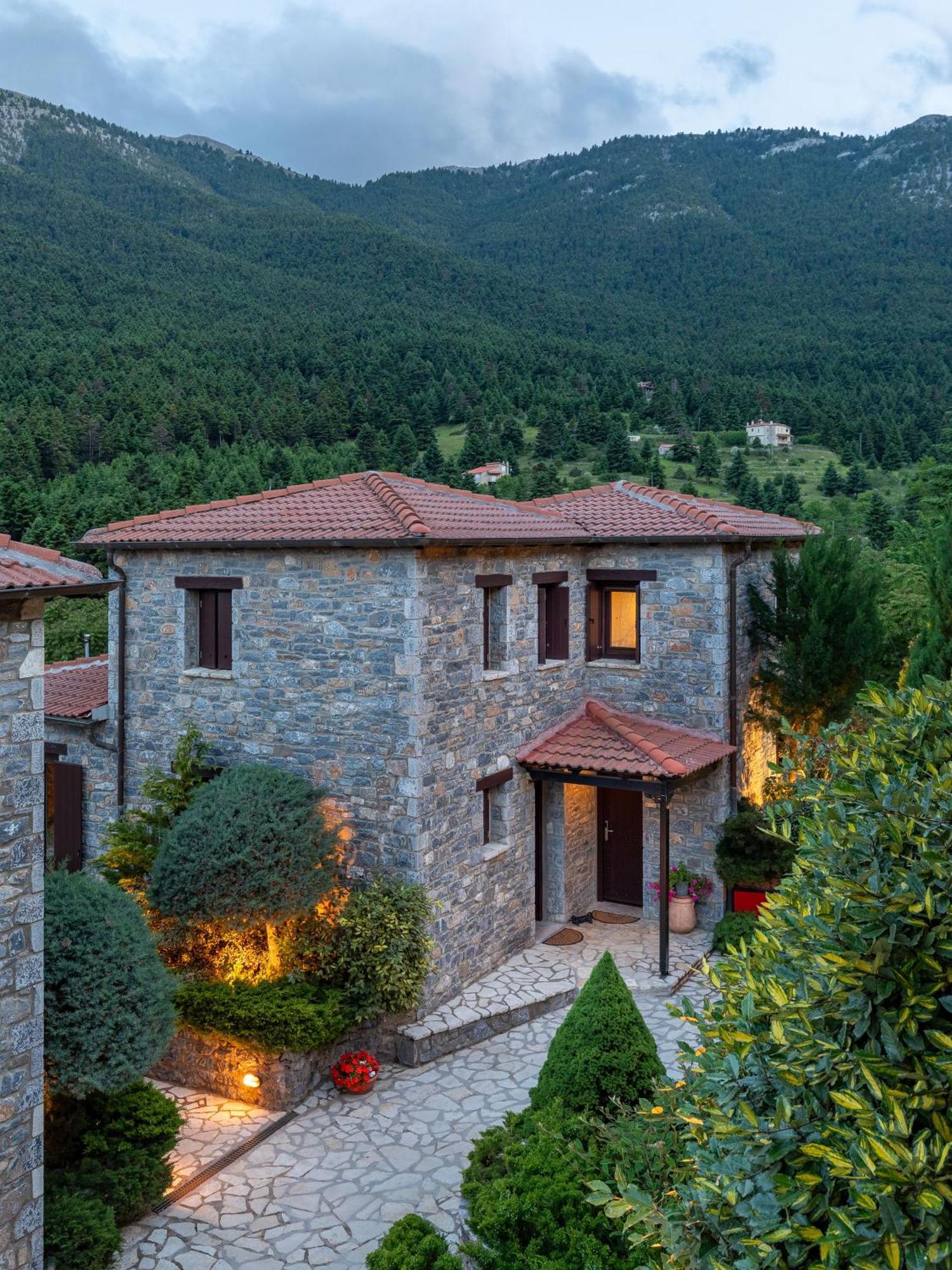 Ostra Menalon Luxury 3*