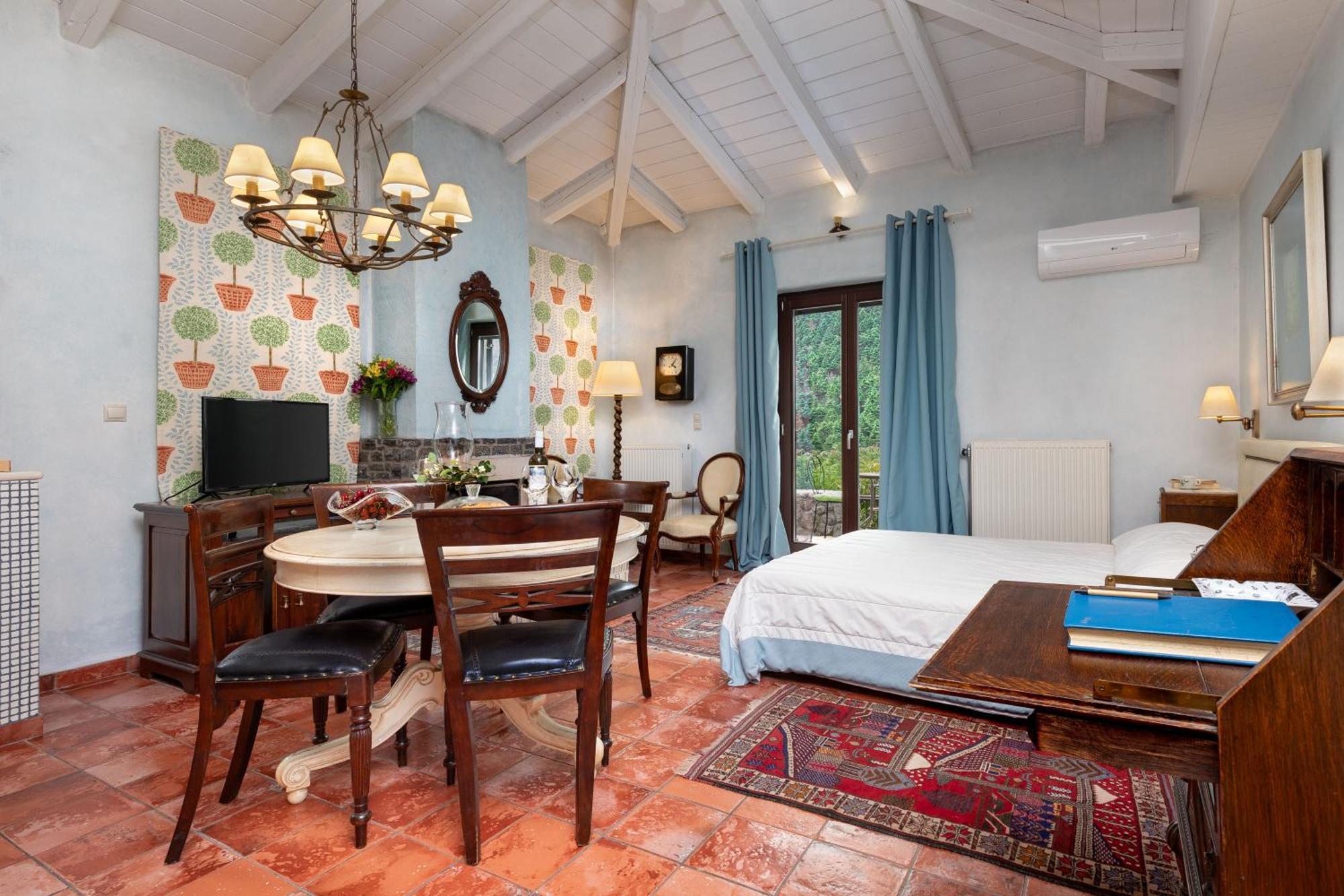 Ostra Menalon Luxury 3*